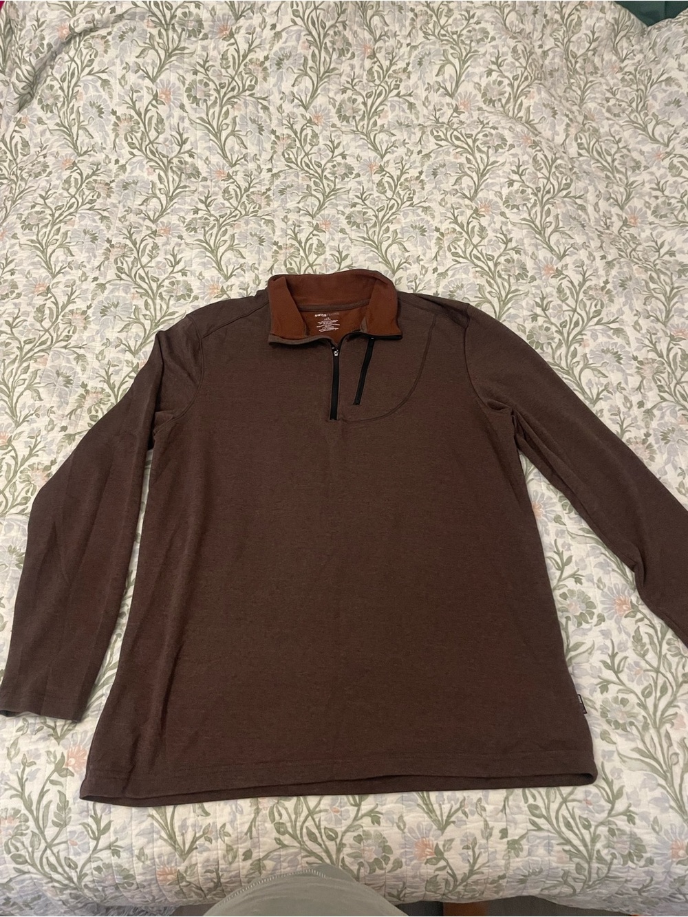 Swiss Tech Men's Brown Long-Sleeve Quarter-Zip Pullover